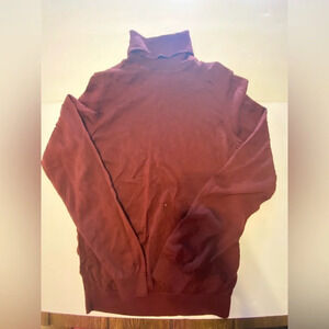 Boss Ribbed Maroon Turtle Neck Size Small B5